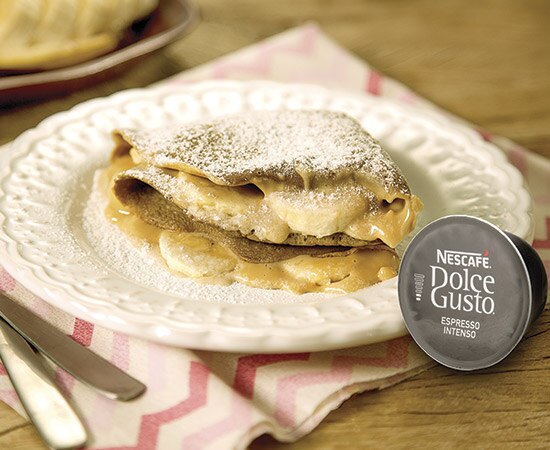 Palatschinke mit Banane und Espresso Intenso Kapsel Dolce Gusto